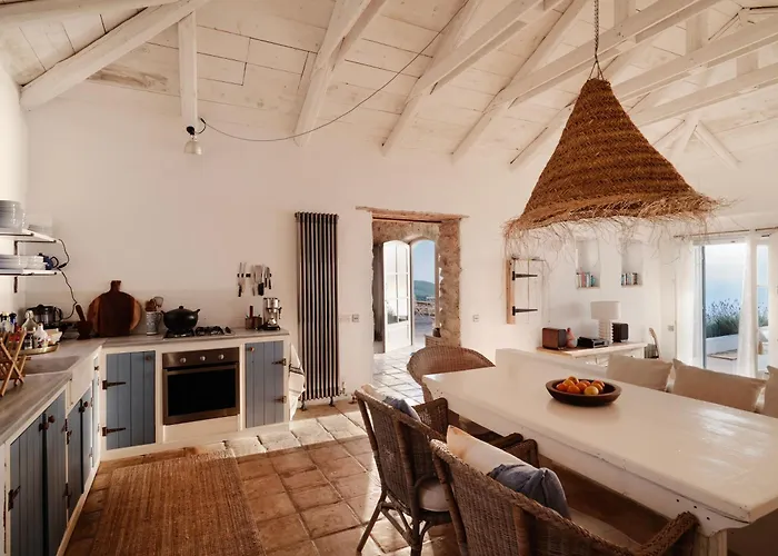 Stravatha Secluded Sunset Villa Volímai