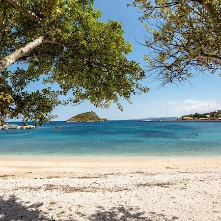 Stravatha Secluded Sunset Villa *