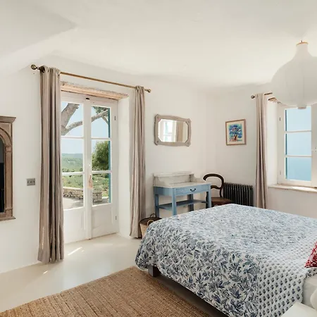 Villa Stravatha Secluded Sunset Volimes