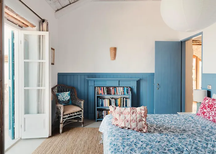 Stravatha Secluded Sunset *