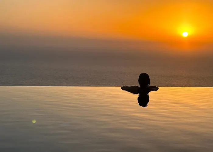 Vilă Stravatha Secluded Sunset