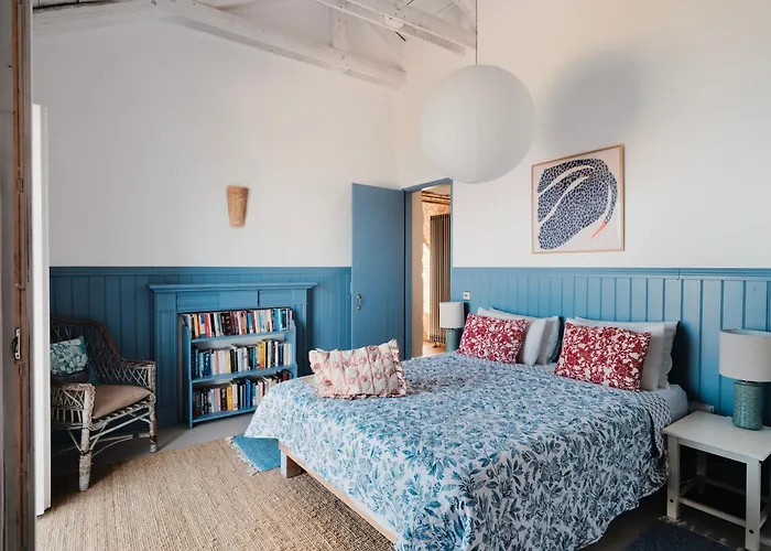 Stravatha Secluded Sunset