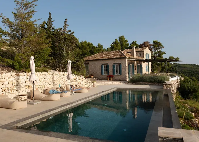 Stravatha Secluded Sunset Vilă Volímai