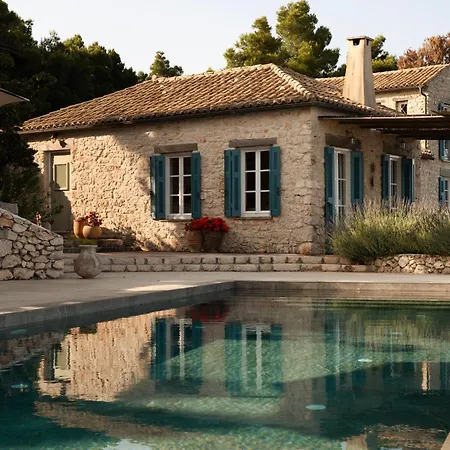 Villa Stravatha Secluded Sunset *