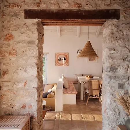 Villa Stravatha Secluded Sunset *